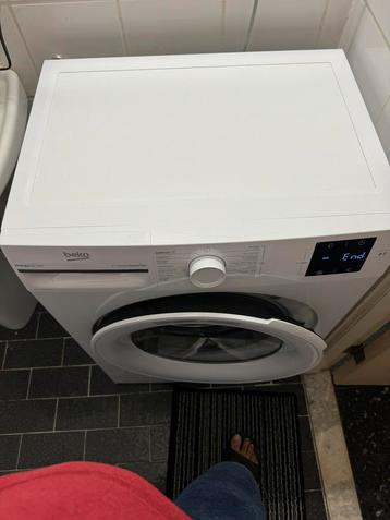 BEKO washing machine with warranty PICK UP BY 23rd JULY beschikbaar voor biedingen
