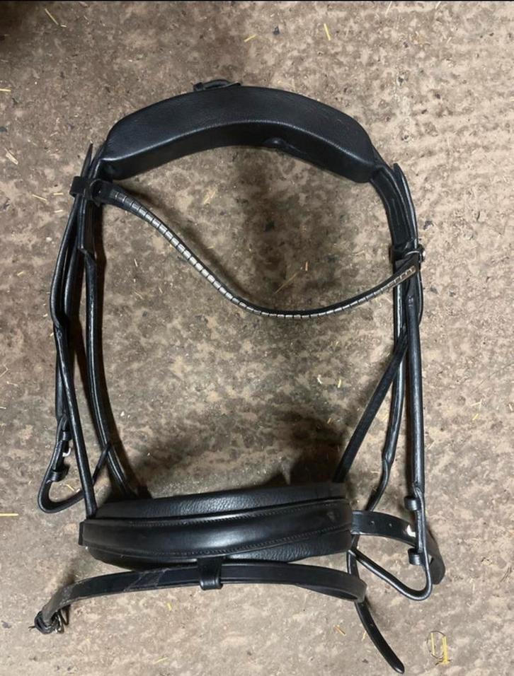 Hoofdstel Finesse, Dieren en Toebehoren, Paarden en Pony's | Hoofdstellen en Tuigage, Zo goed als nieuw, Ophalen of Verzenden