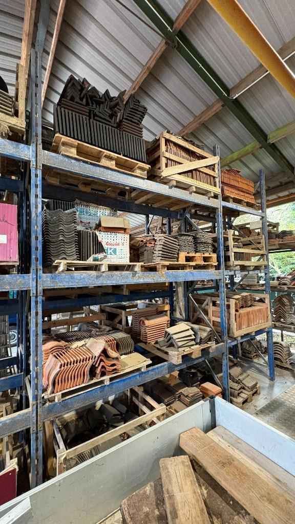 Dakpannen UITVERKOOP, Doe-het-zelf en Bouw, Dakpannen en Dakbedekking, Zo goed als nieuw, Dakpannen, Steen of Klei, Overige kleuren