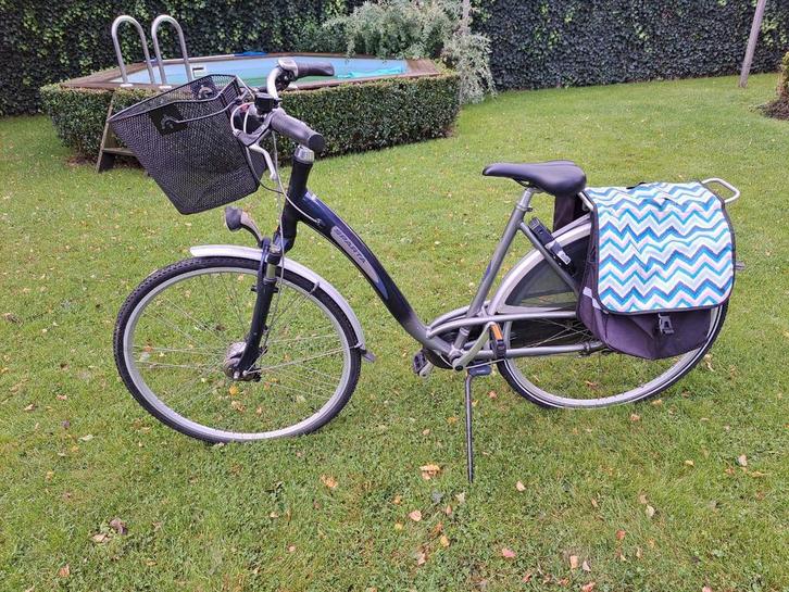 Kotfiets / kotfietsen  damesfiets met slot, Fietsen en Brommers, Fietsen | Dames | Damesfietsen, Zo goed als nieuw, Batavus, Versnellingen