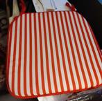 4 galettes de chaise blanches et rouges  rayées , neuves, Maison & Meubles, Enlèvement, Neuf, Autres couleurs, Carré