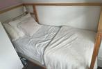Omkeerbaar Kura bed in uitstekende staat met matras., Huis en Inrichting, Ophalen, 90 cm, Wit, 200 cm