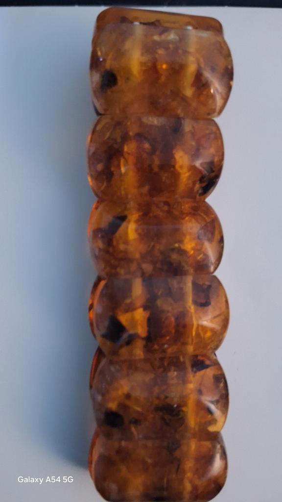 Mooi geslepen armband van Baltic Amber., Verzamelen, Mineralen en Fossielen, Fossiel, Ophalen