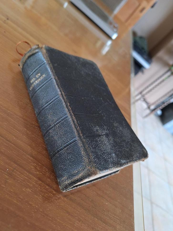 Antiek Mis- en Vesperboek (1923)., Antiek en Kunst, Antiek | Religieuze voorwerpen, Ophalen of Verzenden