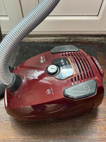 Aspirateur AEG