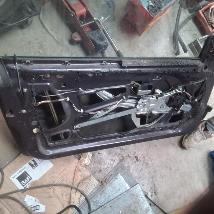 Portes G et/ou D  BMW E36 COUPE ou CABRIOLET, Autos : Pièces & Accessoires, Carrosserie & Tôlerie, Porte, BMW, Arrière, Gauche