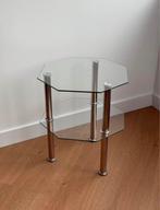Table d’appoint/chevet vintage en verre et métal chromé, Maison & Meubles, Enlèvement ou Envoi, Verre