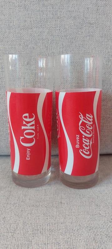 2 coca-cola-glazen  beschikbaar voor biedingen