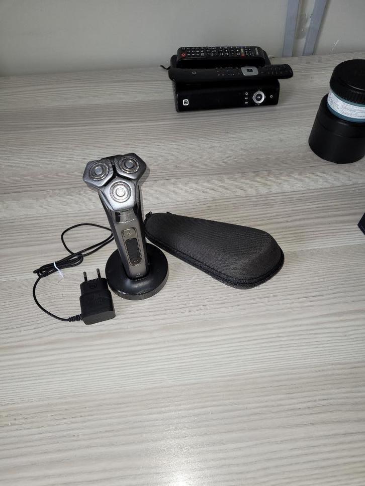 scheermachine oplaadbaar, Electroménager, Équipement de Soins personnels, Comme neuf, Rasage ou Épilation, Enlèvement