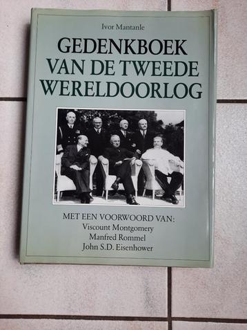 Gedenkboek van de tweede wereldoorlog beschikbaar voor biedingen