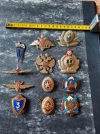 Lot van diverse Russische insignes 1970 - 2000, Verzenden