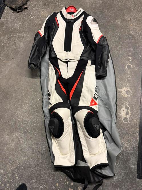 Dainese laguna seca 2 delig pak, Motos, Vêtements | Vêtements de moto, Pantalon | cuir, Enlèvement ou Envoi