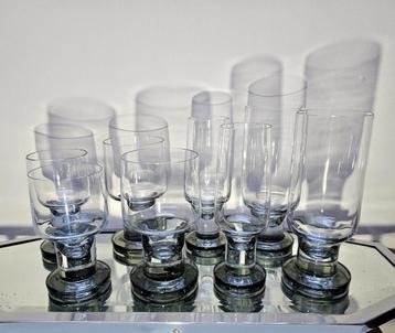 Set Tête-à-tête Verres Crystal Art Deco Vintage disponible aux enchères