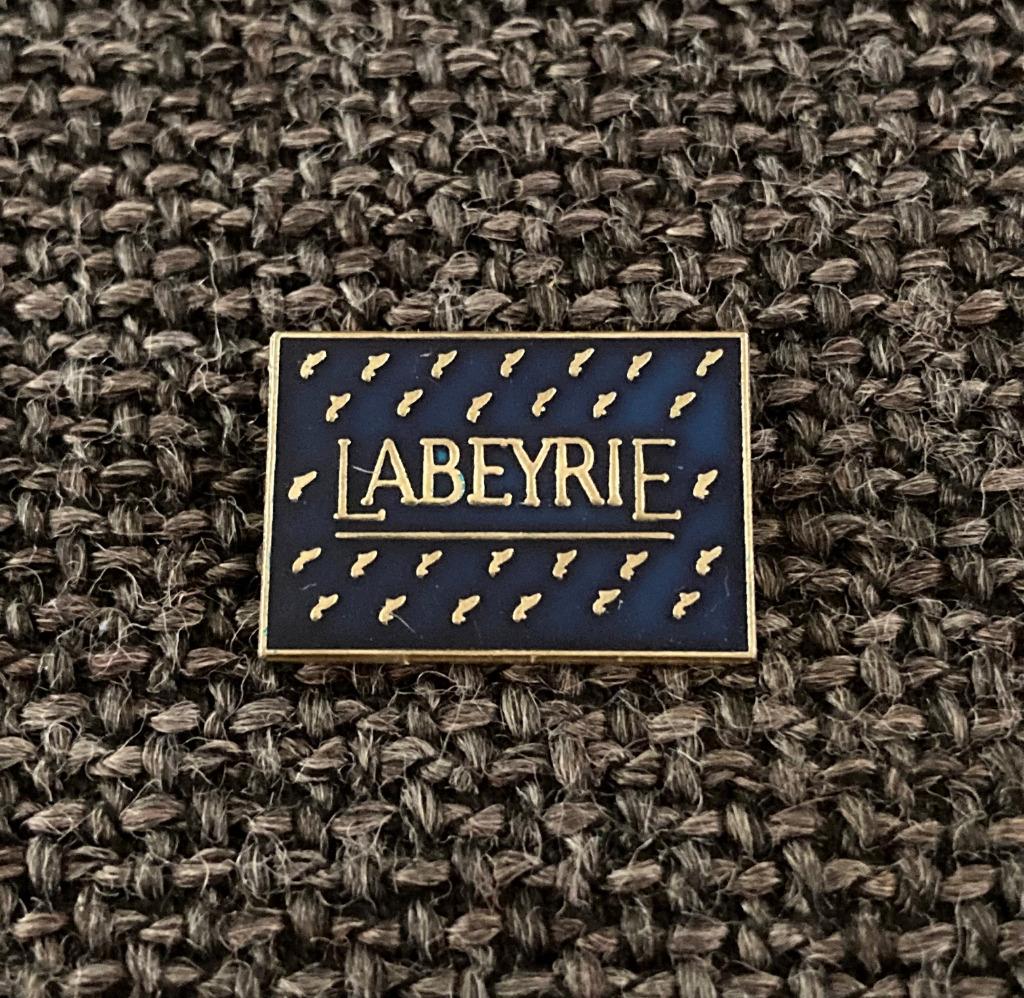 PIN - LABEYRIE - FOIE GRAS, Envoi, Utilisé, Marque, Insigne ou Pin's