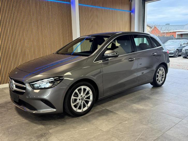 Mercedes B 180 benzine progressive originele trekhaak, Auto's, Mercedes-Benz, Bedrijf, Te koop, B-Klasse, ABS, Achteruitrijcamera