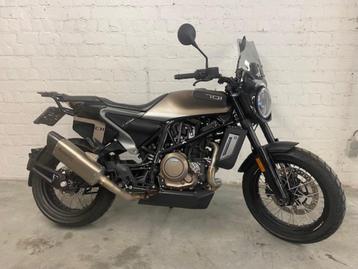Husqvarna Svartpilen 701 Style beschikbaar voor biedingen