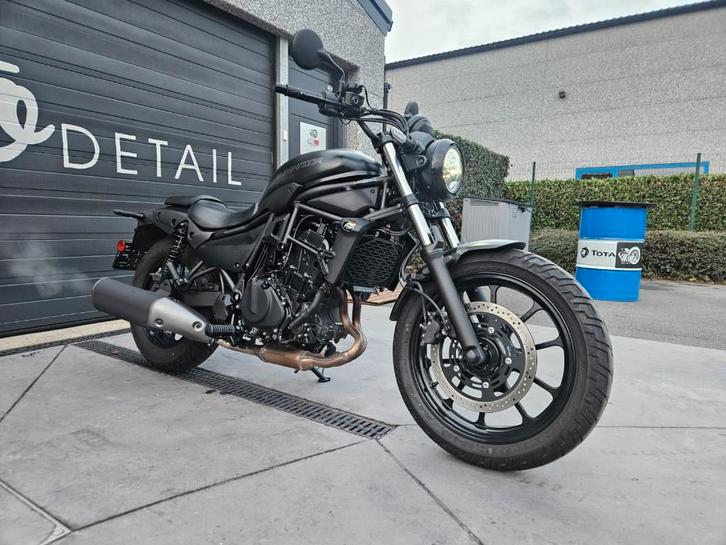 Kawasaki Eliminator 500 - 2024 - 1850km - garantie, Motoren, Motoren | Kawasaki, Bedrijf, Chopper, 12 t/m 35 kW, 2 cilinders, Minimaal motorrijbewijs A2