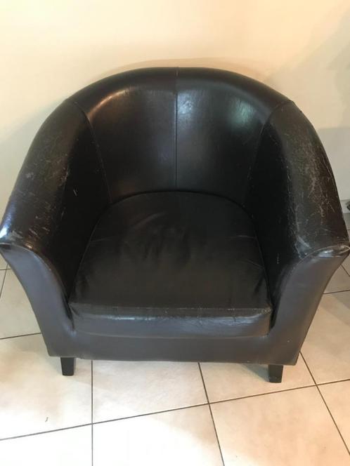 bruin kuipzeteltje in lederlook, Huis en Inrichting, Fauteuils, Gebruikt, Kunststof, Ophalen