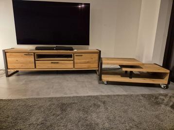 Henders en hazel tv meubel, Huis en Inrichting, Ophalen, Eikenhout, Zo goed als nieuw, 200 cm of meer