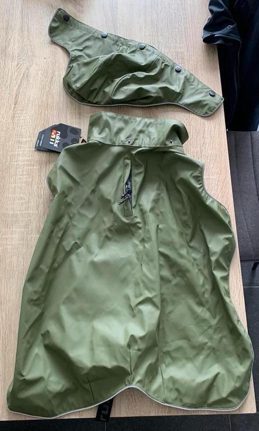 Regenjas voor grote hond, Dieren en Toebehoren, Hondenkleding, Ophalen