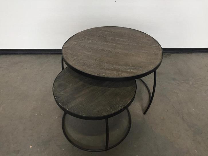 (100) Set ronde massieve tafeltjes als nieuw, Huis en Inrichting, Tafels | Salontafels, Nieuw, Ophalen