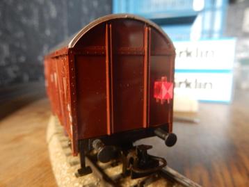 Marklin 4411 DB   gesloten goederenwagen met sluitlicht beschikbaar voor biedingen