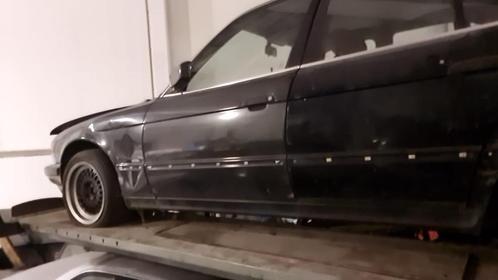 BMW 5-serie 525i Executive bj1992 motor en bak goed optisch, Auto's, Oldtimers, Te koop, ABS, Metaalkleur, BMW, Benzine, Berline