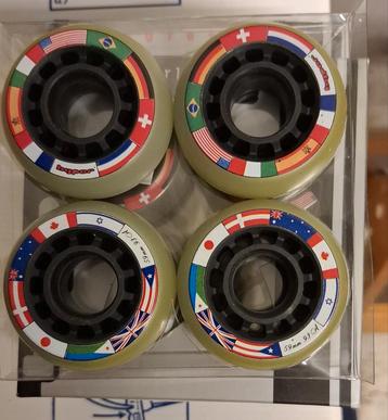 Vintage worldwide inlineskatewheels beschikbaar voor biedingen