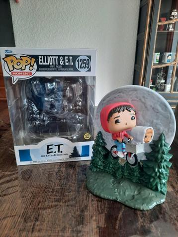 pop Elliott en E.T.