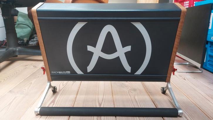 Rackbrute 6U, Musique & Instruments, Boîtiers & Valises, Utilisé, Enlèvement ou Envoi