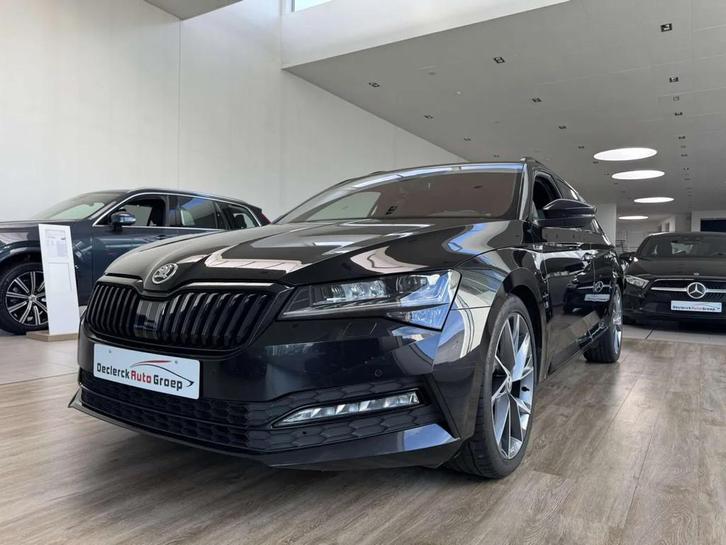 Skoda Superb Combi 2.0TDI 150PK DSG*SPORTLINE*CAMERA*TREKHAA, Auto's, Skoda, Te koop, Superb, ABS, Achteruitrijcamera, Adaptive Cruise Control