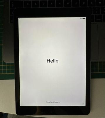 Ipad Air gen 1 | 16GB | A1474 beschikbaar voor biedingen