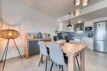 Appartement te koop, Malaga, La Duquesa, Spanje, beschikbaar voor biedingen