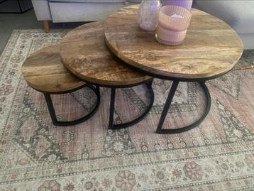 Salontafel  beschikbaar voor biedingen