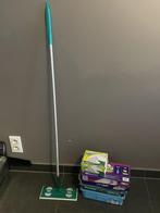 Balai Swiffer + grand lot de recharges, Huis en Inrichting, Schoonmaakartikelen, Ophalen, Mop of Dweil