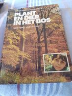 plant en dier in het bos,  mooi dik natuurboek voor de jeugd, Livres, Livres pour enfants | Jeunesse | 10 à 12 ans, Enlèvement ou Envoi
