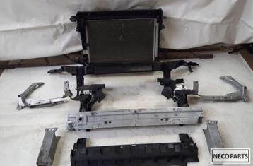 RANGE ROVER VELAR 2.0 2.0D FRONT KOELER KOELERPAKKET beschikbaar voor biedingen