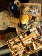 Naaigerei , koffer volledig gevuld, Hobby en Vrije tijd, Ophalen, Nieuw, Garen of Naald(en)