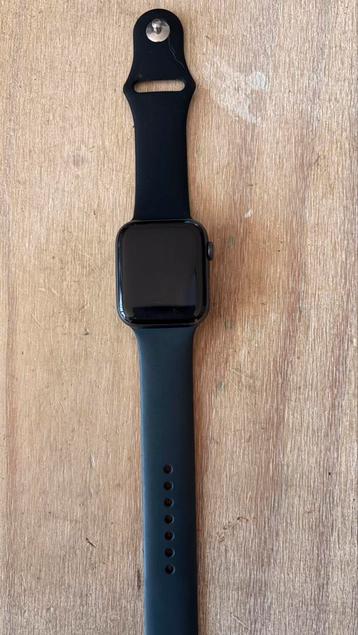 Apple Watch Series 5 Cellular Aluminium 44 mm. beschikbaar voor biedingen
