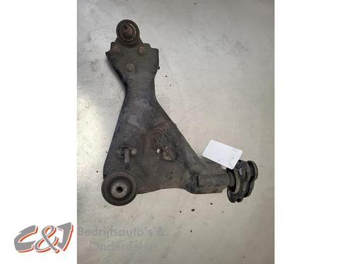 Draagarm links-voor van een Mercedes Vito, Auto-onderdelen, Ophanging en Onderstel, Mercedes-Benz, Gebruikt, 3 maanden garantie