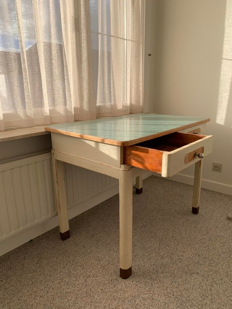 Tafeltje, Ophalen, Zo goed als nieuw