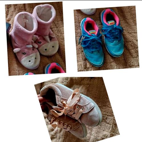 3 paires de chaussures taille 37Nike, H&M, Enfants & Bébés, Vêtements enfant | Chaussures & Chaussettes, Comme neuf, Chaussures