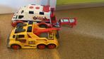 Takelwagen en ziekenwagen met geluid, Kinderen en Baby's, Speelgoed |Speelgoedvoertuigen, Ophalen, Gebruikt