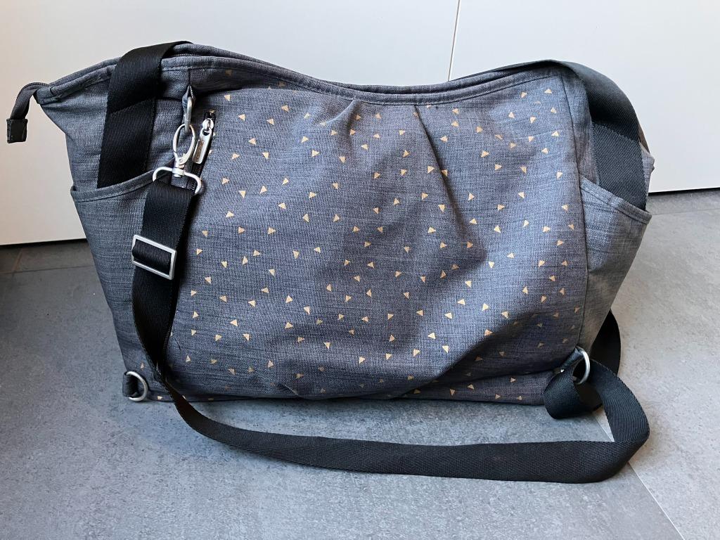 Luiertas Lassig (incl.koeltas,verversmat,..)ZEER GOEDE STAAT, Enlèvement, Comme neuf, Sac d'épaule