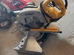 Dewalt afkortzaag( verstek), Doe-het-zelf en Bouw, Gereedschap | Zaagmachines, Ophalen, Afkortzaag