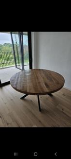 Ronde eettafel uit massief hout. 150cm., Huis en Inrichting, Tafels | Eettafels, Ophalen, Zo goed als nieuw, Rond