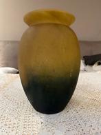 Gesigneerde vaas met glaspasta, Antiek en Kunst, Ophalen of Verzenden