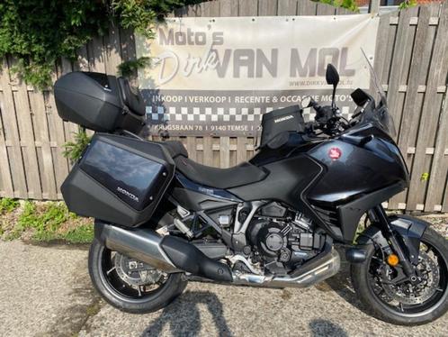 hond nt 1100 dct abs automatic bj 2023 zgst vele opties, Motoren, Motoren | Honda, Bedrijf, Toermotor, meer dan 35 kW, 2 cilinders