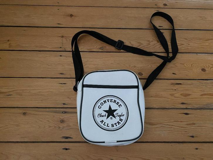 Tas van Converse All Star, in perfecte staat, Bijoux, Sacs & Beauté, Sacs | Sacs Femme, Comme neuf, Sac à bandoulière, Blanc, Enlèvement ou Envoi