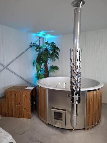 Toonzaalmodel hottub ThermoZen 200 cm beschikbaar voor biedingen